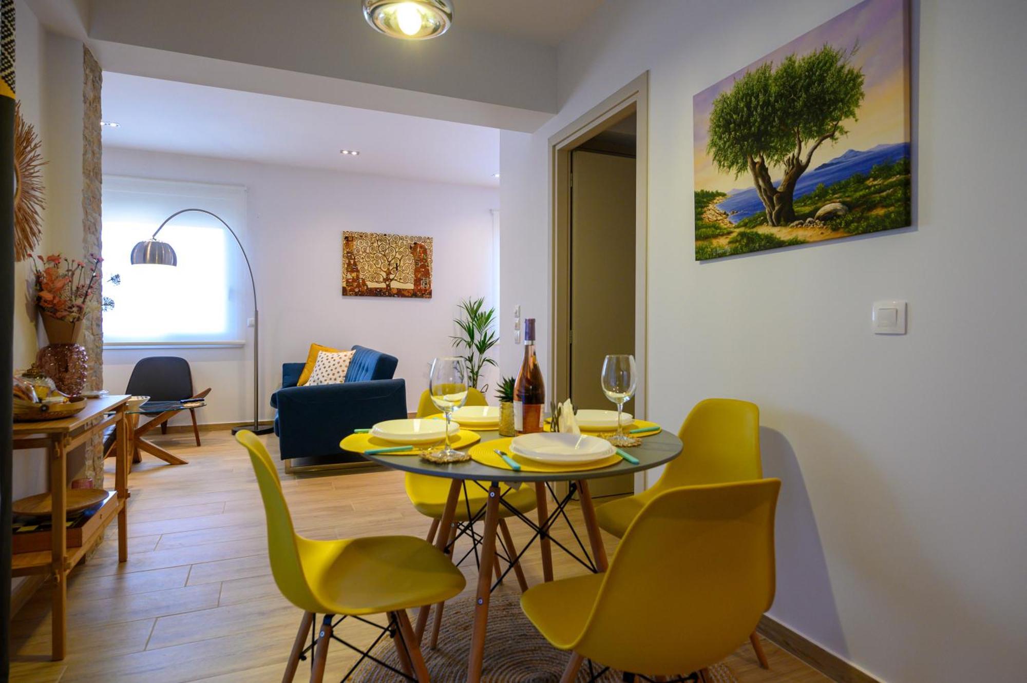 Chic Apartment In Nature, 5-Min Walk To The Beach Каламата Екстер'єр фото